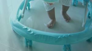 Read more about the article When Can I Use a Baby Walker